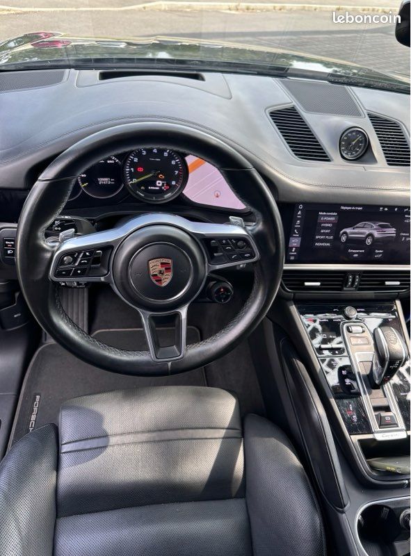 4&4 Porsche Cayenne Hybride Coupé (image 17)
