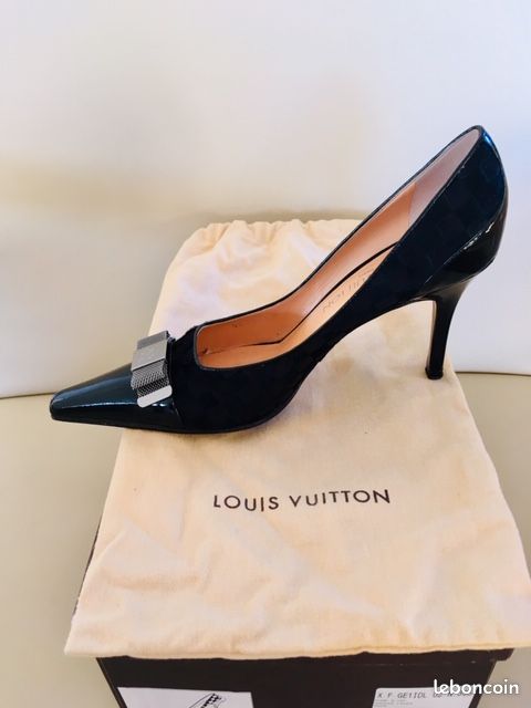 Escarpins PUMP noir à damier VUITTON (image 3)