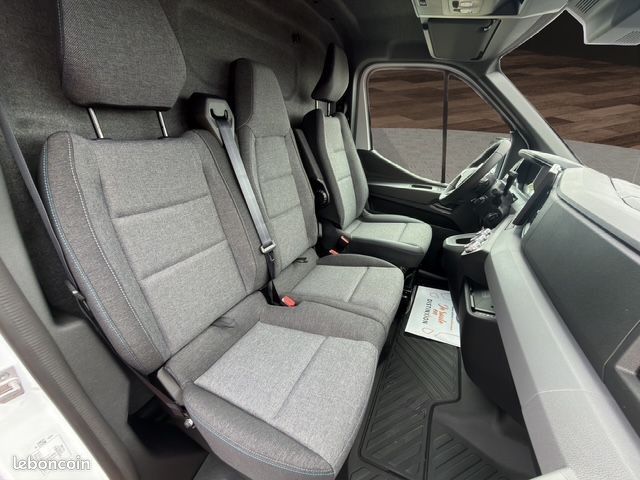 Renault MASTER 31650 HT FG L2H2 3T5 TR extra Blue dCi 170 auto (image 12)