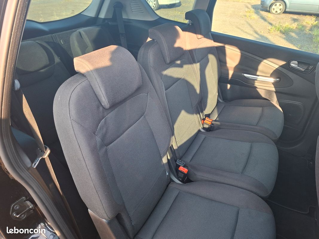 Ford S-Max 1.8 TDCI 125 Titanium 7 places (image 5)