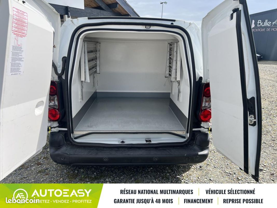 Citroën Berlingo II 1.6 BlueHDi 75ch CLUB / Climatisation / isotherme / Garantie 6 mois (image 7)