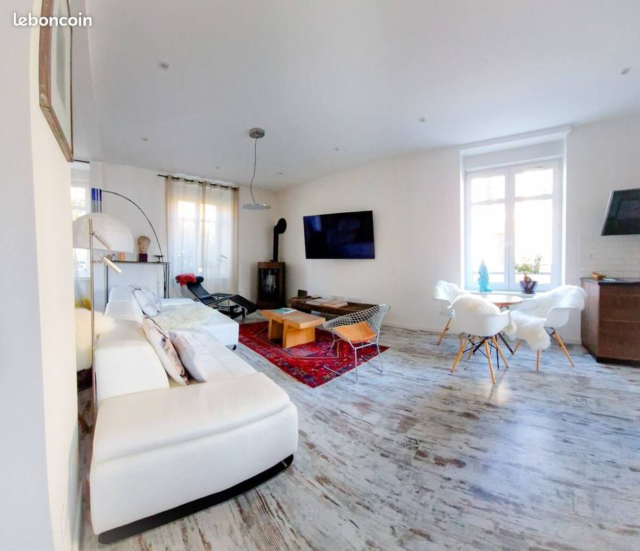 Appartement 4 pièces 167 m² · à Colmar · 167 m² · 380 000 €