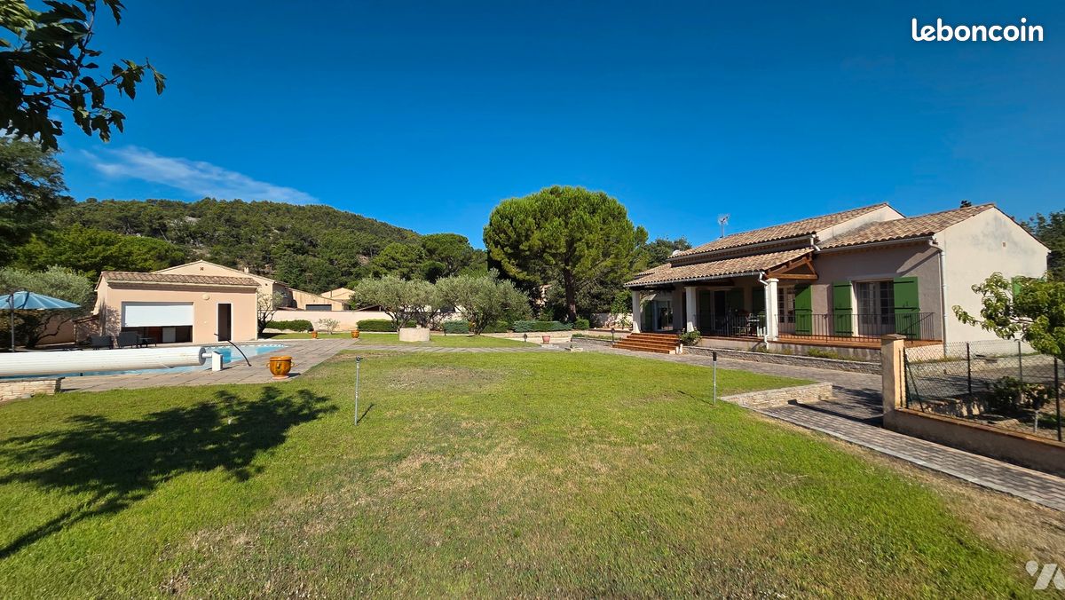 Maison 4 pièces 117 m² · à Saint-Restitut · 117 m² · 509 000 €