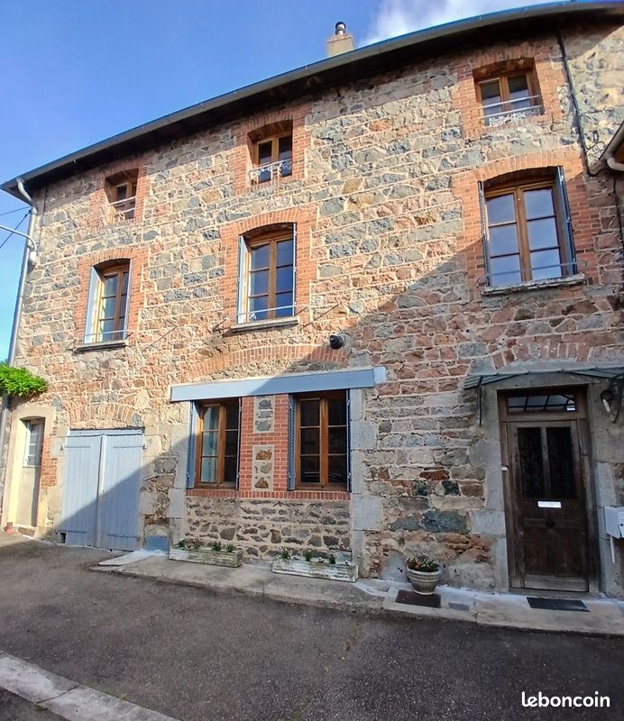 Maison 7 pièces 183 m² · à Saint-Just-en-Chevalet · 183 m² · 183 000 €