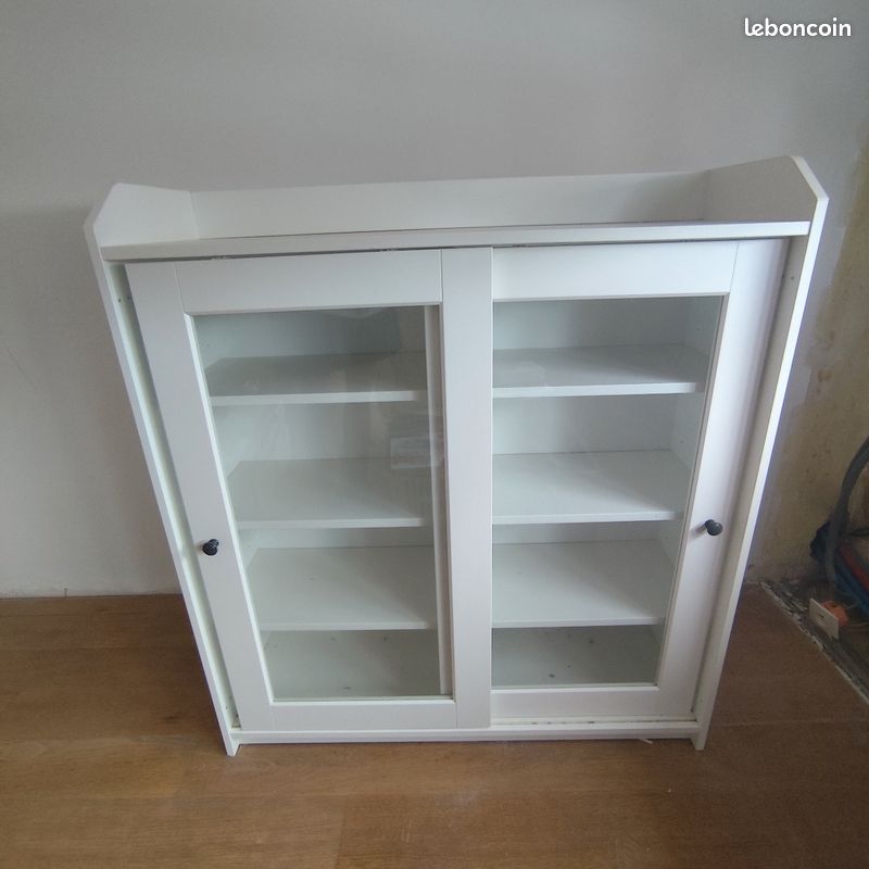 Vitrine Ikea Hauga