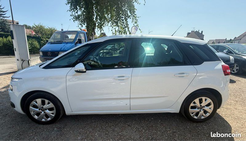CITROEN C4 PICASSO 1.6 BlueHDi 120cv Boîte Automatique (image 2)
