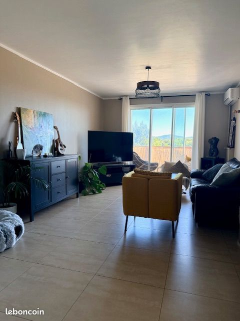 Appartement 3 pièces 63 m² · à Hyères · 63 m² · 249 000 €