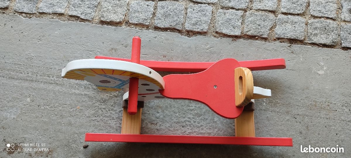 Cheval à bascule (image 3)
