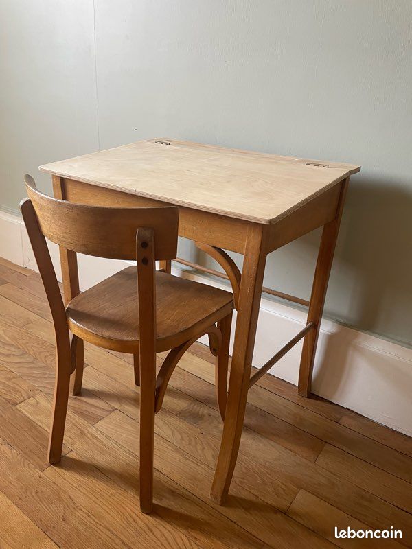 Bureau pupitre d’enfant et sa chaise vintage Baumann (image 3)