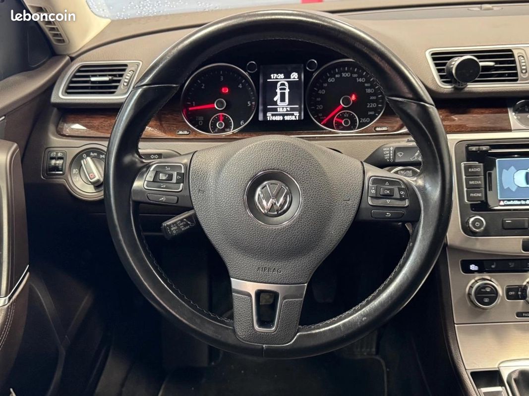 Volkswagen Passat BREAK 1.6 TDI 105 BLUEMOTION CONFORT LINE (image 9)