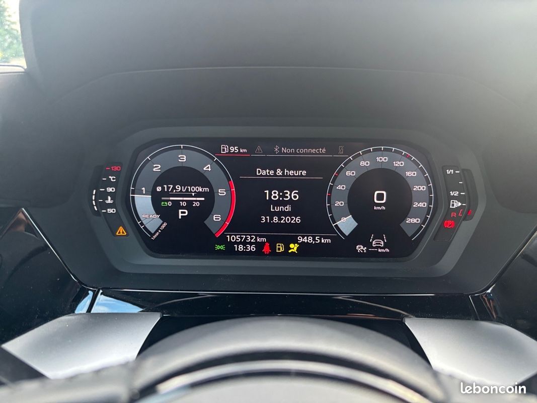 AUDI A3 SPORTBACK 35 TDI 150 S tronic 7 S Line (image 12)