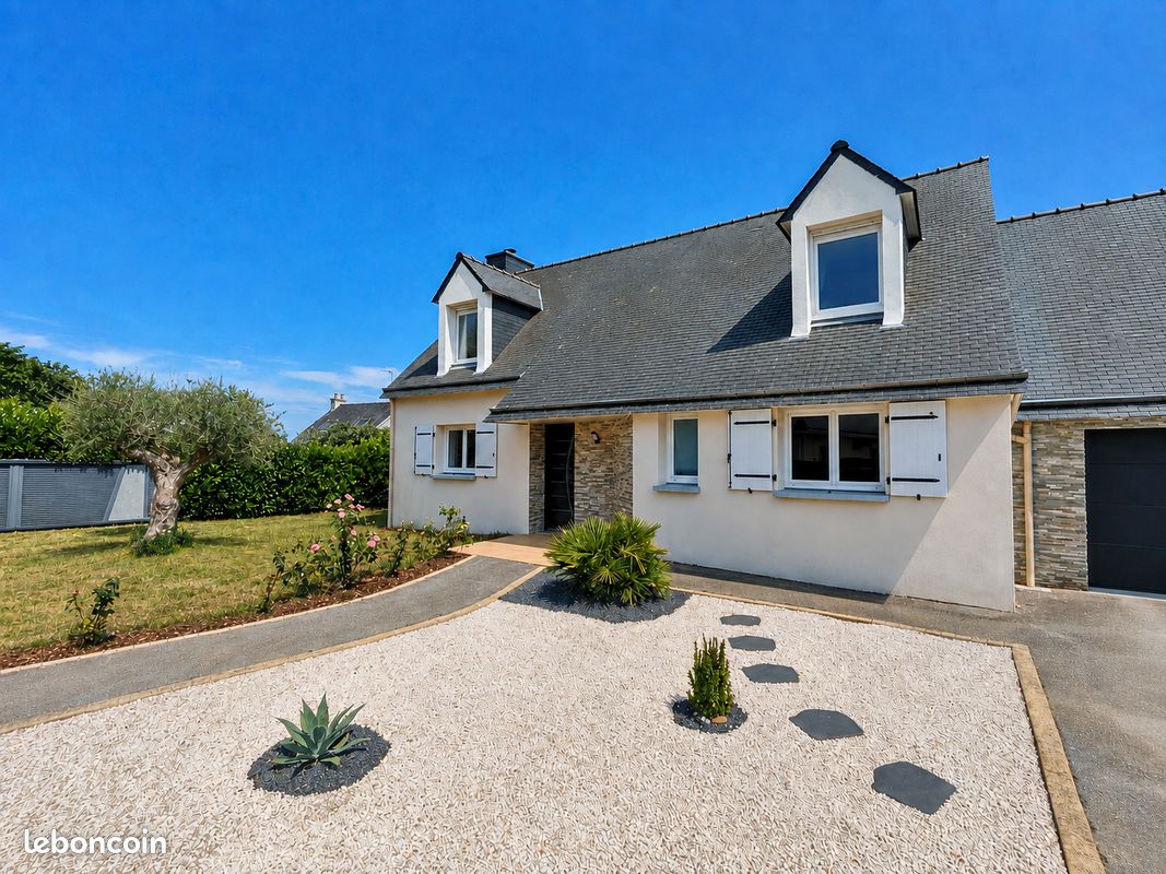 Maison 8 pièces 178 m² · à Elven · 178 m² · 489 000 €