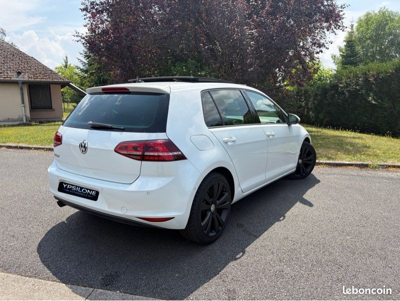 Golf VII 1.6 TDI 105 toit ouvrant, park assist (image 2)
