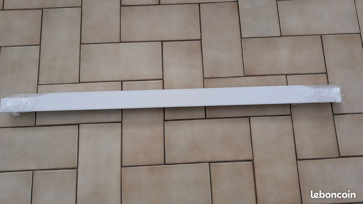 Store Occultant VELUX Original - Pour Fenêtres De Toit, Cadre Blanc, MK04 - Isolation Thermique, Obscurité Totale