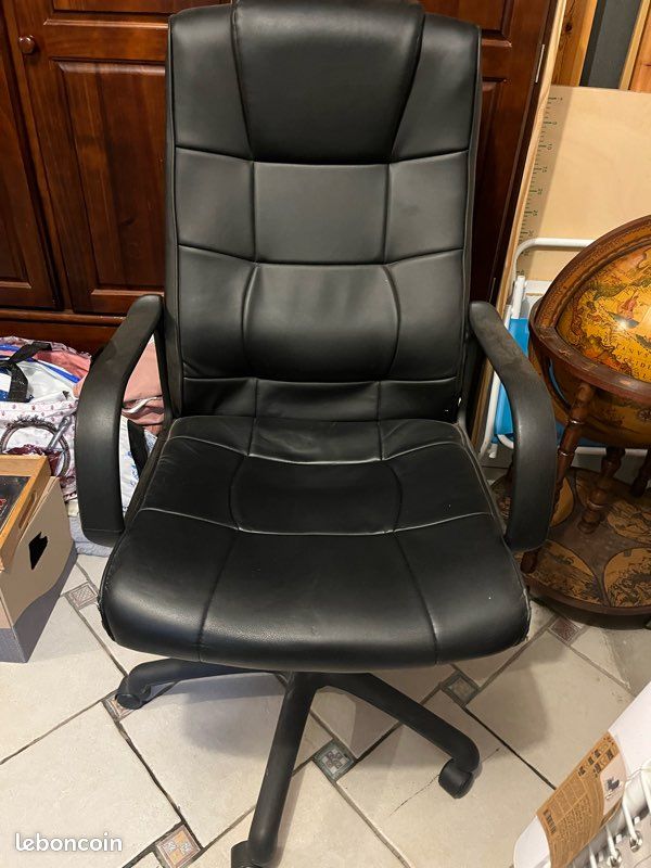 Chaise de bureau (image 1)