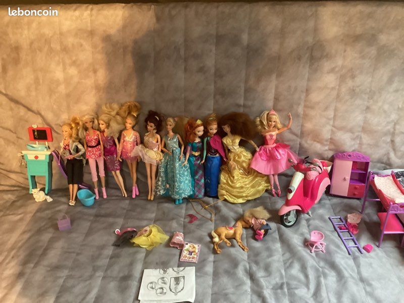 Lot barbie (image 1)