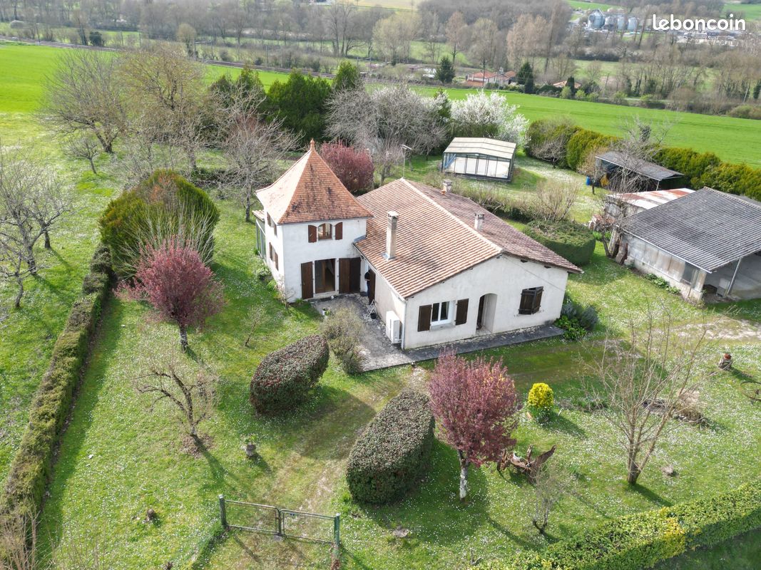 Maison 5 pièces 125 m² · à Montmoreau · 125 m² · 148 900 €