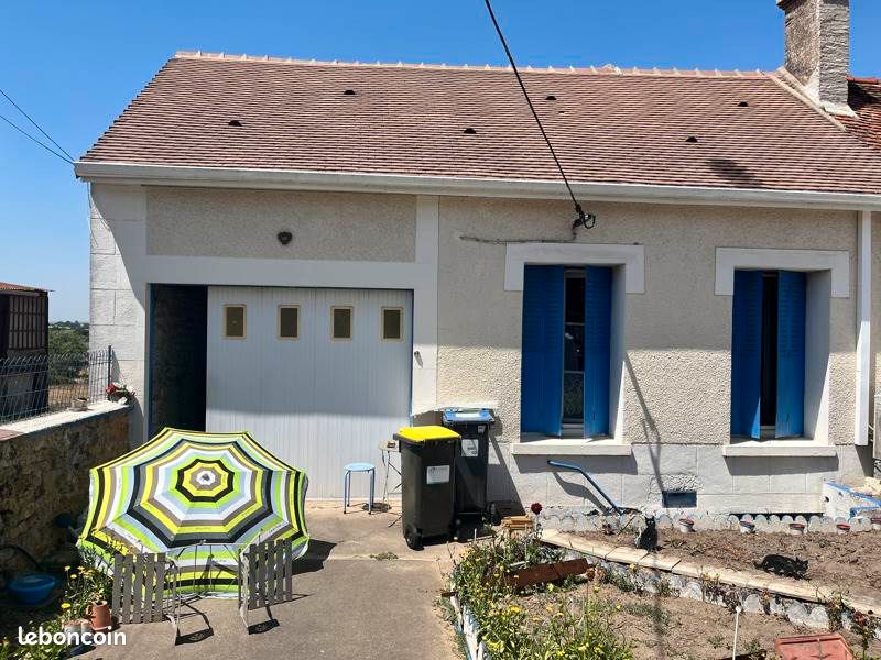 Maison 3 pièces 65 m² · à Châteaumeillant · 65 m² · 50 000 €