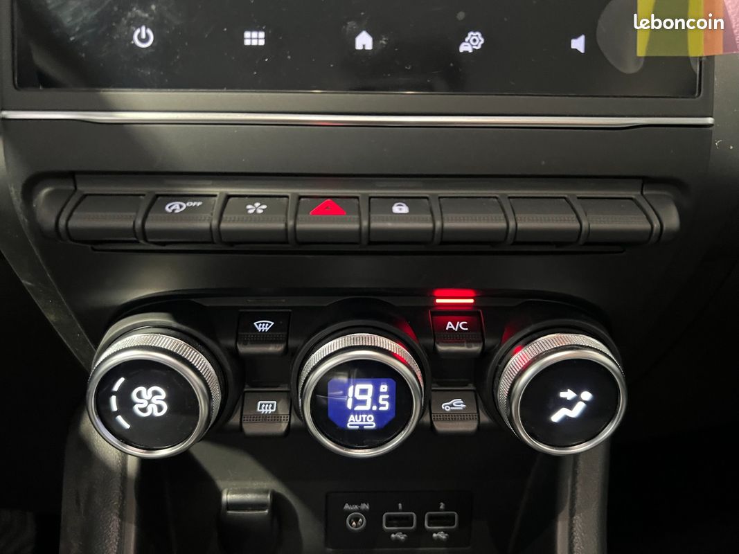 RENAULT CAPTUR 1.3 TCe 130 ch EDC Intens / 1ERE MAIN / SUIVI COMPLET RENAULT / CAMERA / CARPLAY / (image 26)
