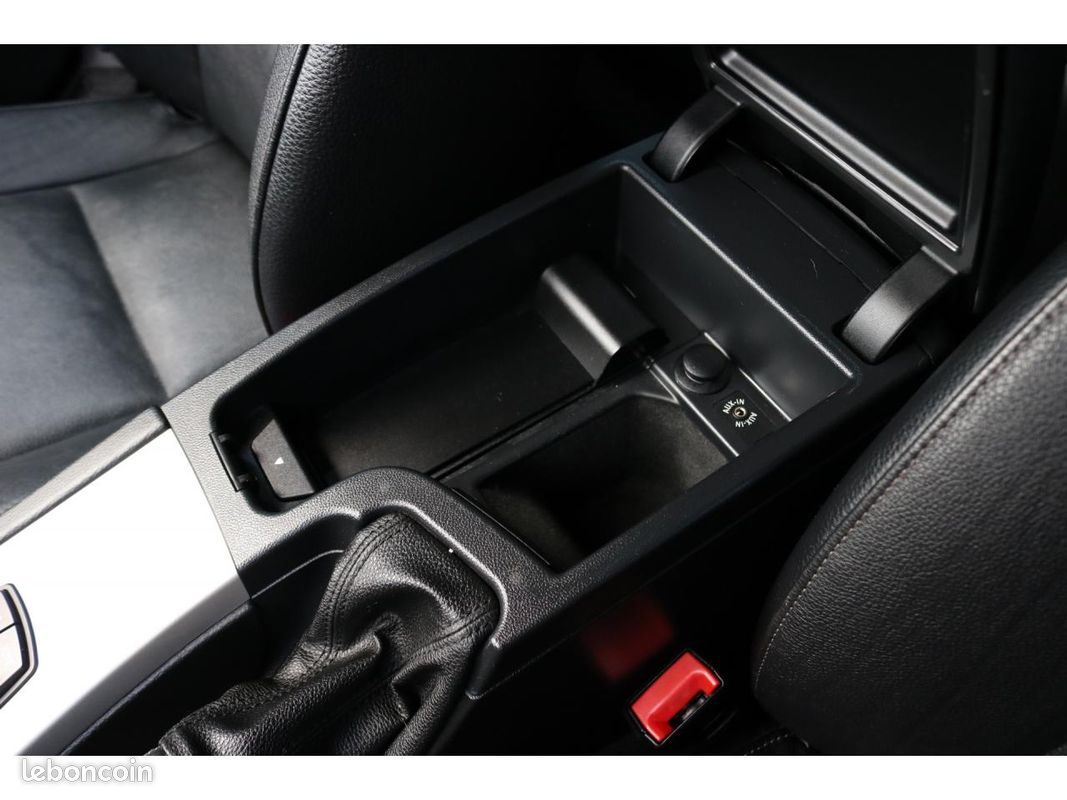 BMW SERIE 3 TOURING Touring 320d 184 ch edition (image 24)