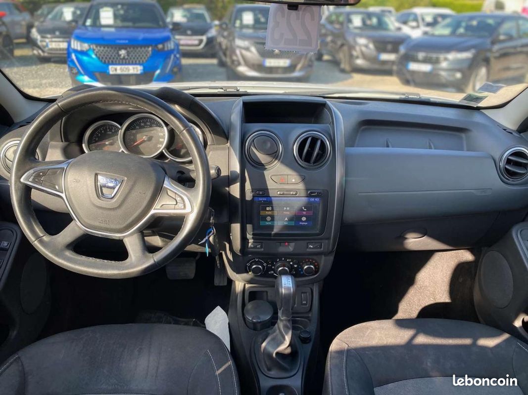DACIA DUSTER 1.5 dCi - 110 - BV EDC PRESTIGE + ATTELAGE + Caméra (image 7)
