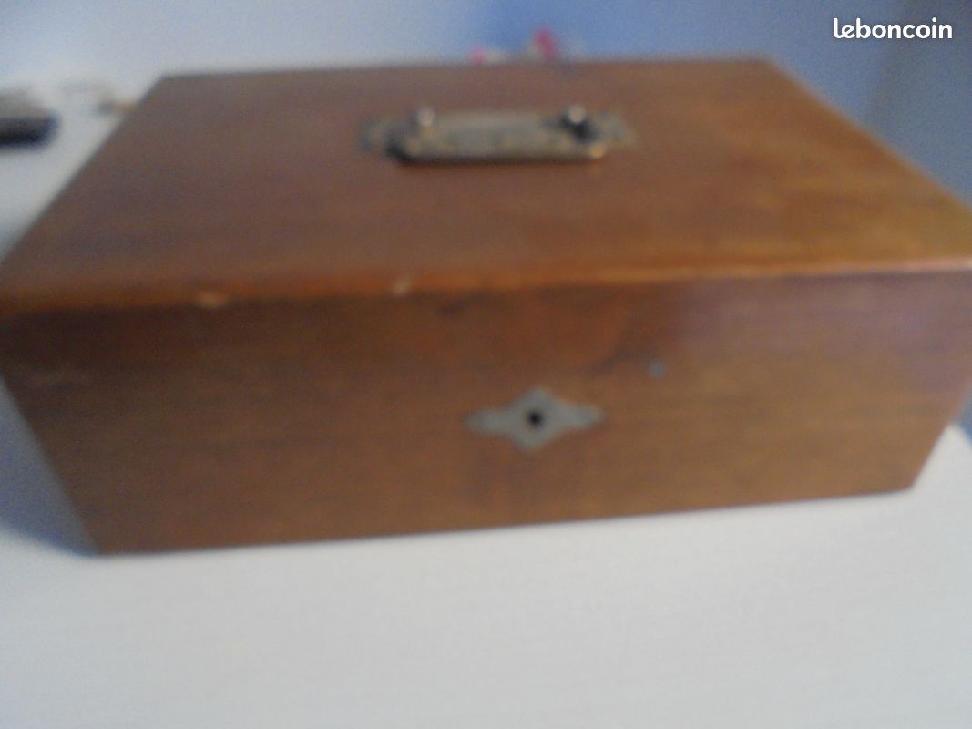 Coffret boite en bois (image 1)
