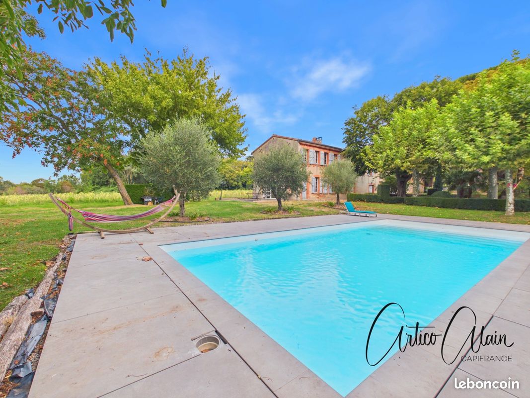 Maison 11 pièces 331 m² · à Villefranche-de-Lauragais · 331 m² · 649 000 €