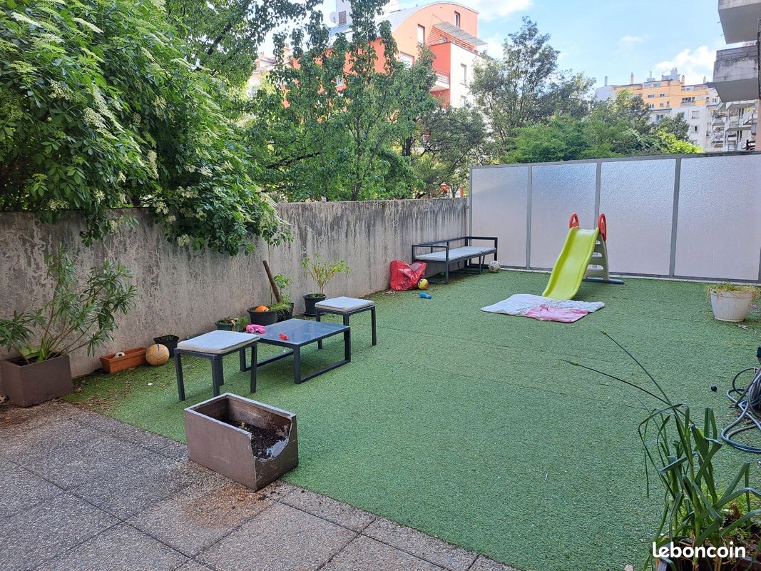 Appartement 3 pièces 67 m² · à Grenoble · 67 m² · 260 000 €
