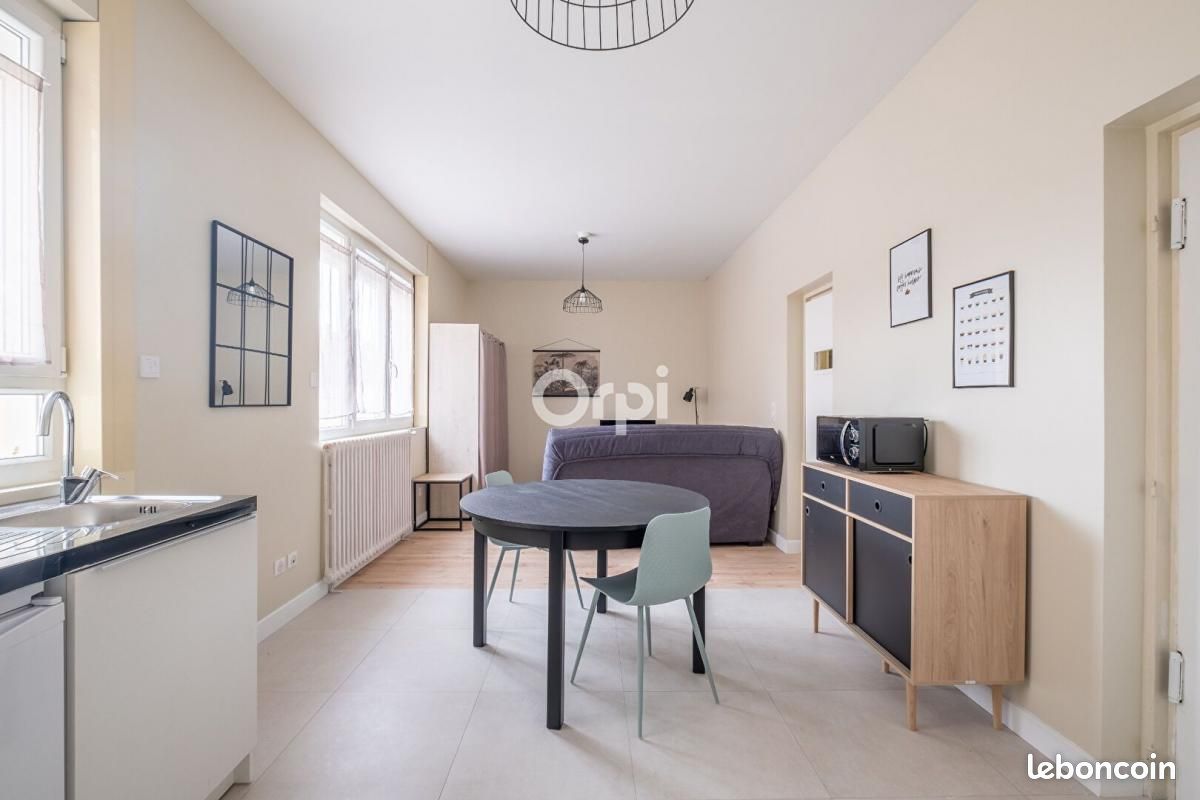 Appartement 1 pièce 39 m² · à Limoges · 39 m² · 420 €