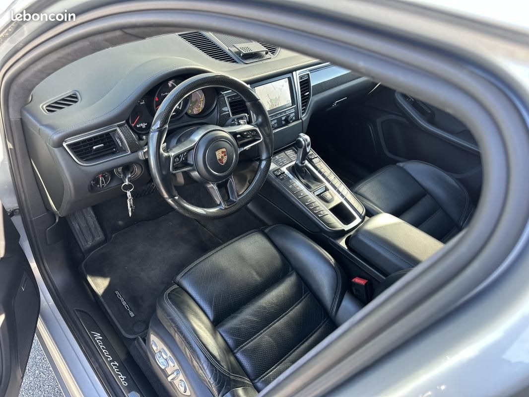 Porsche Macan TURBO 3.6 V6 400 CH PACK CARBONE ECHAP SPORT / BOITE DE TRANSFERT OK REVISION POUR ... (image 5)