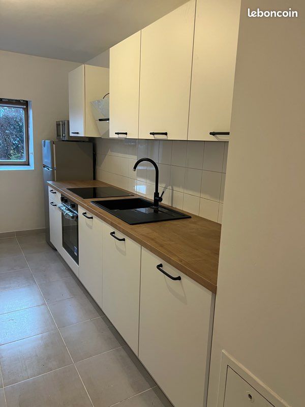 Appartement 3 pièces 72 m² · à Corbeil-Essonnes · 72 m² · 1 170 €/mois