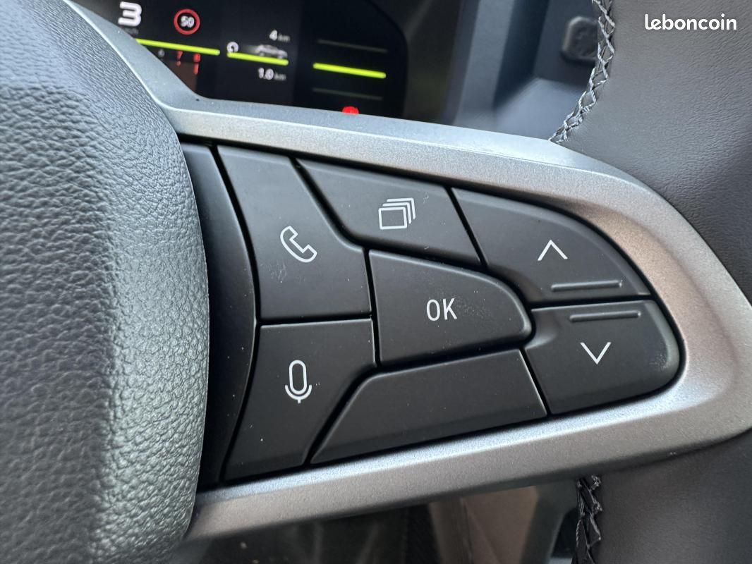 Dacia Duster Mild Hybrid 130 Journey (image 10)