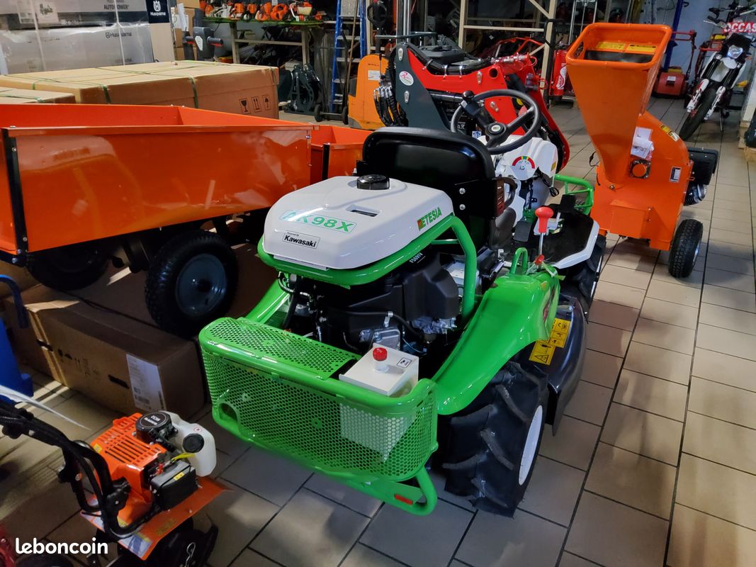 đšđ DĂ©broussailleuse autoportĂ©e ETESIA Attila AK98X Boyer Motoculture đ (image 4)