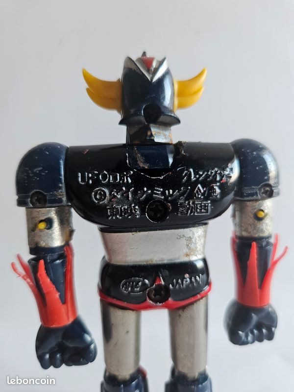 X-or Figurine Vintage Articulée - Space Sheriff Gavan Retro