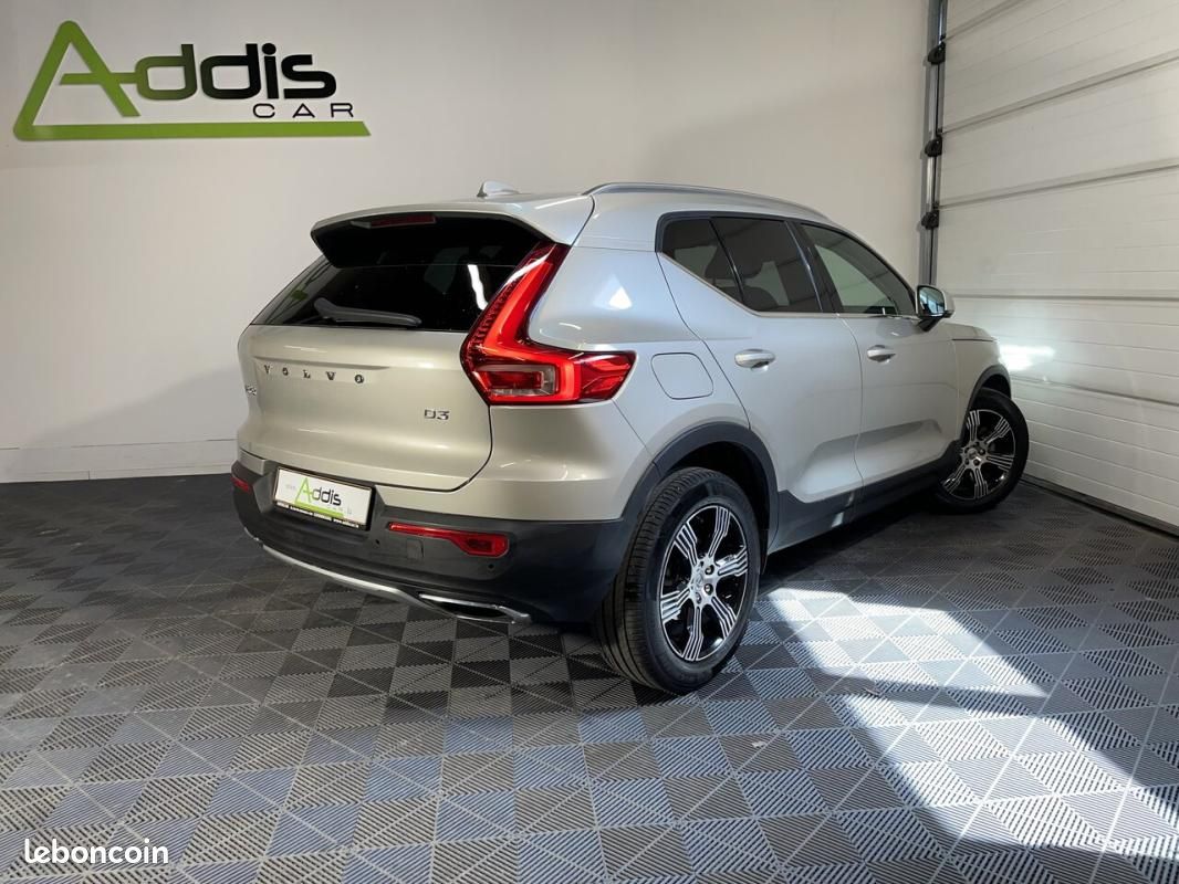Volvo XC40 2.0 D3 150 CV GEARTRONIC INSCRIPTION GPS (image 2)