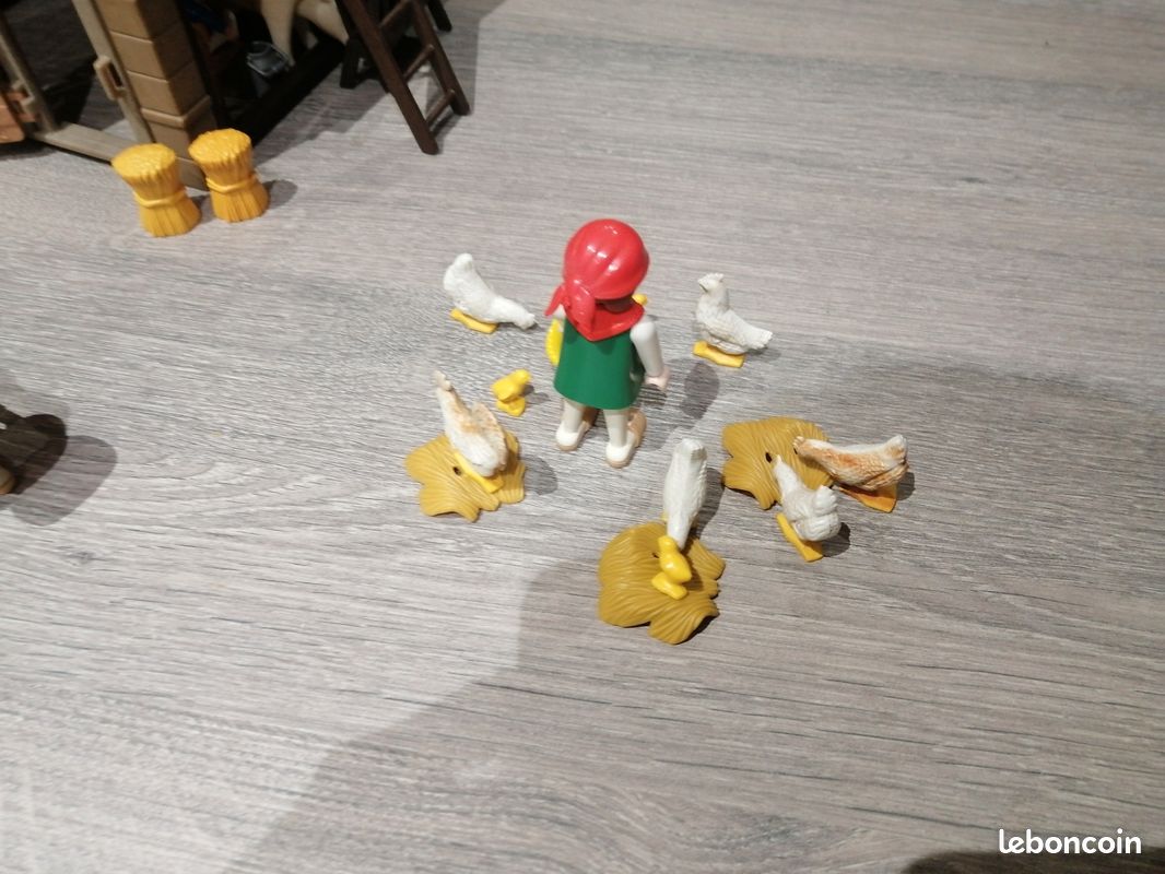 Figurine Playmobil Vintage Dame Royale Moyen Âge - Occasion