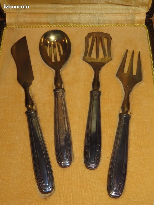 Ancen coffret servce à mgnardses confsere ART DECO manche en Ancen coffret servce à mgnardses confsere ART DECO manche en