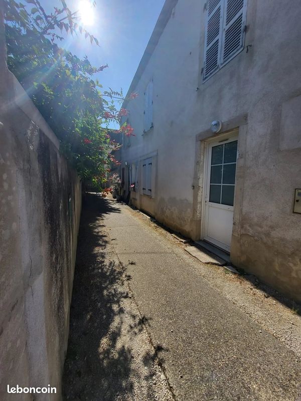 Immeuble 319 m² · à Meursault · 319 m² · 840 000 €