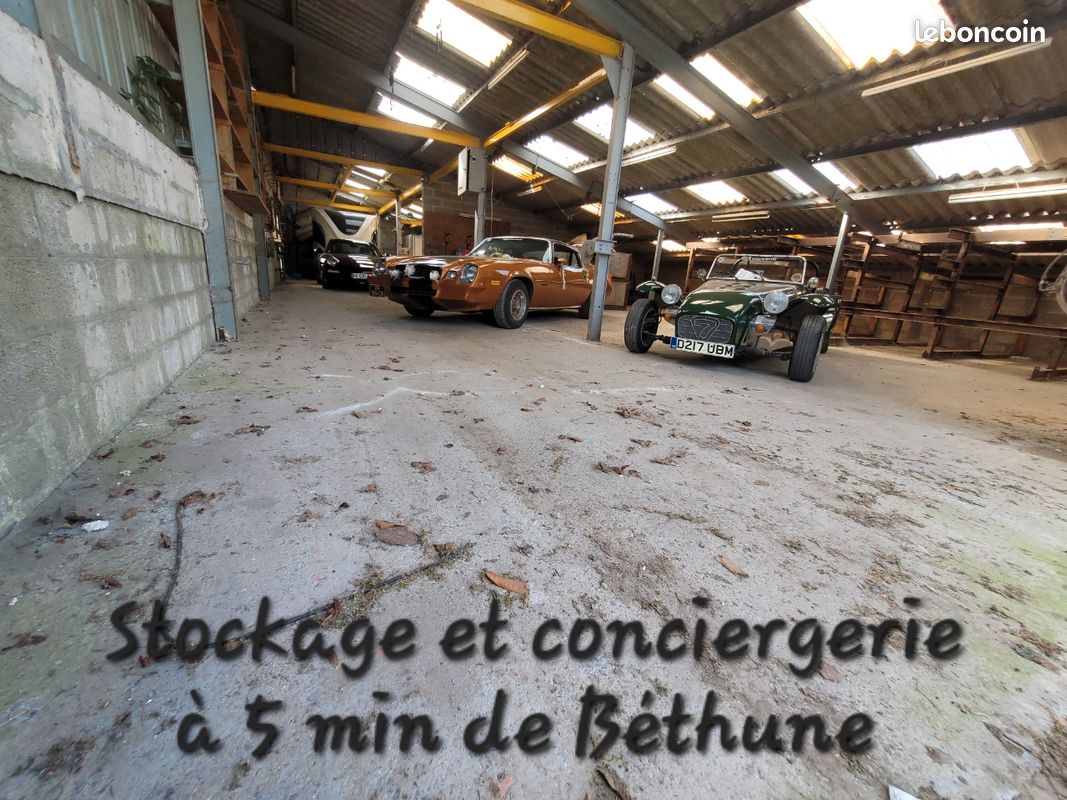 Location place de stockage voiture intérieur sécurisé a 5 min de Béthune · à La Couture · 100 €/mois