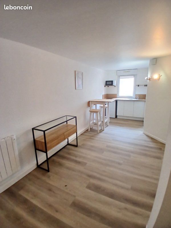 Appartement 1 pièce 20 m² · à Laval · 20 m² · 470 €/mois