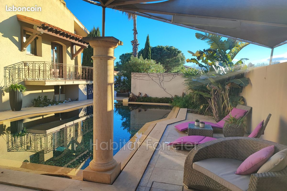 Maison 5 pièces 138 m² · à Saint-Cyprien · 138 m² · 450 000 €