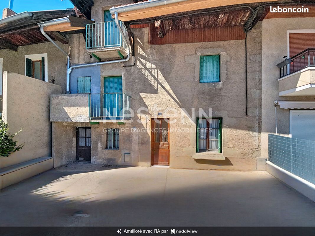 Maison 6 pièces 98 m² · à Aix-les-Bains · 98 m² · 275 000 €