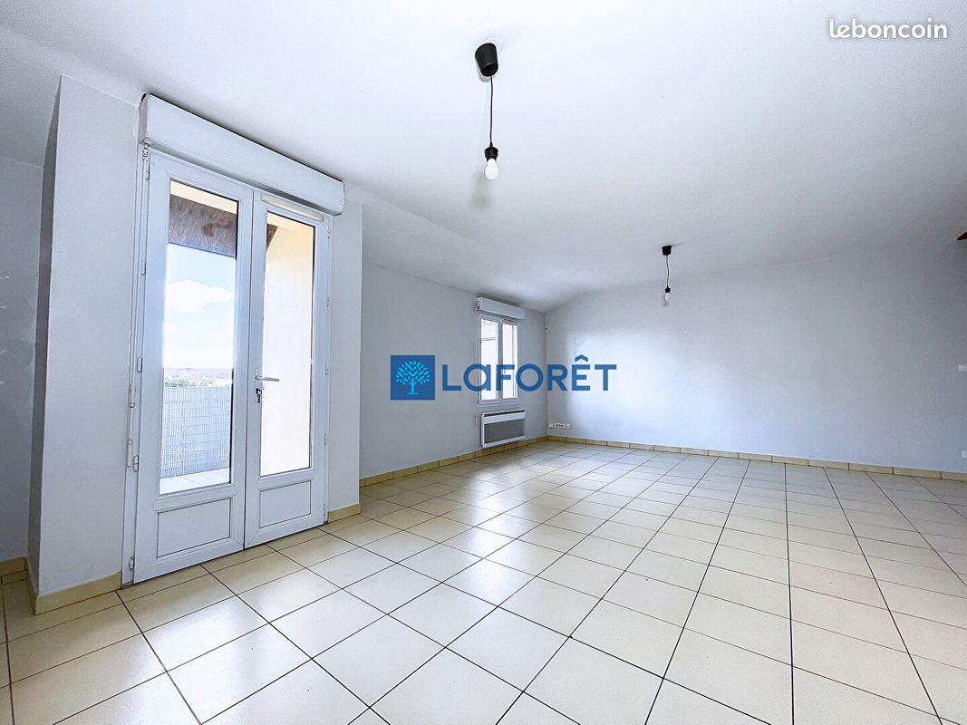 Appartement 2 pièces 43 m² · à Savigny-sur-Orge · 43 m² · 899 €