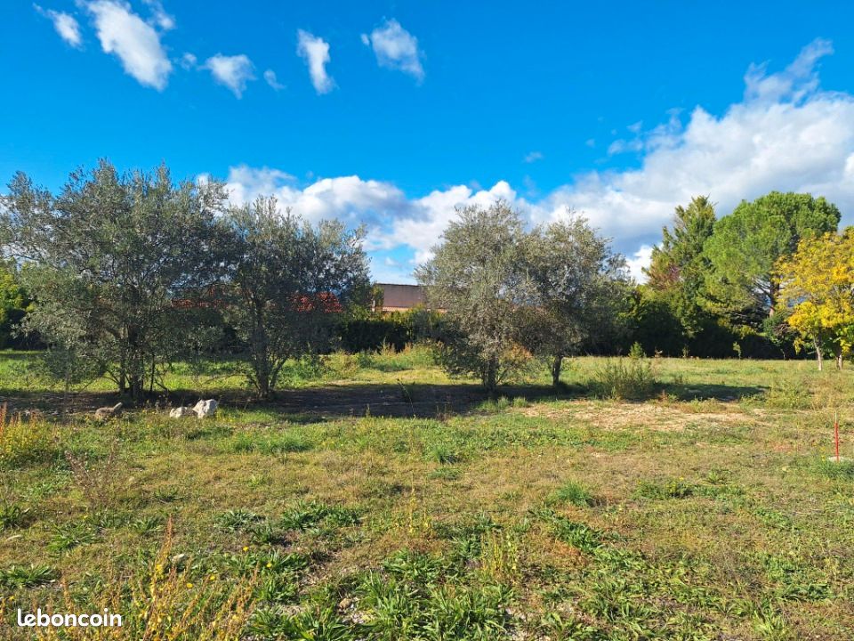 Terrain 493 m² · à Oraison · 125 000 €