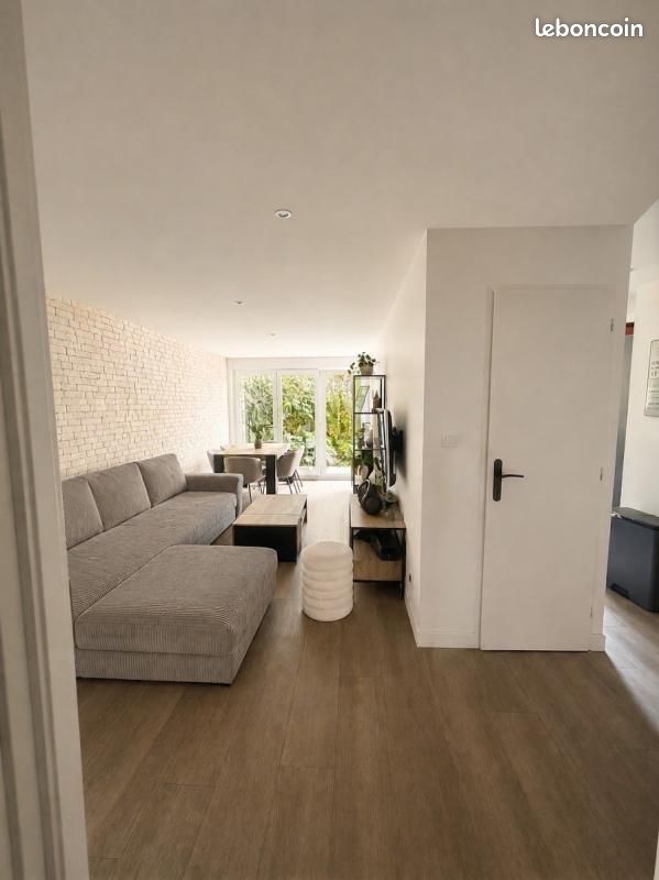 Appartement 5 pièces 83 m² · à Fontaines-sur-Saône · 83 m² · 265 000 €