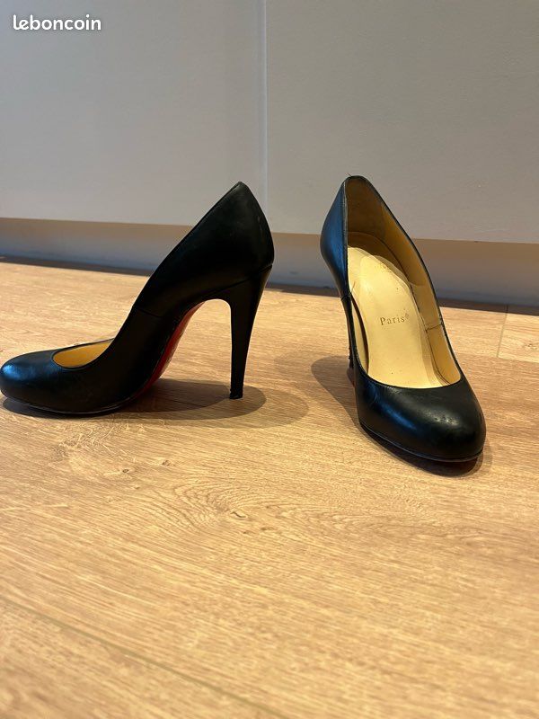 Escarpins Louboutin (image 2)