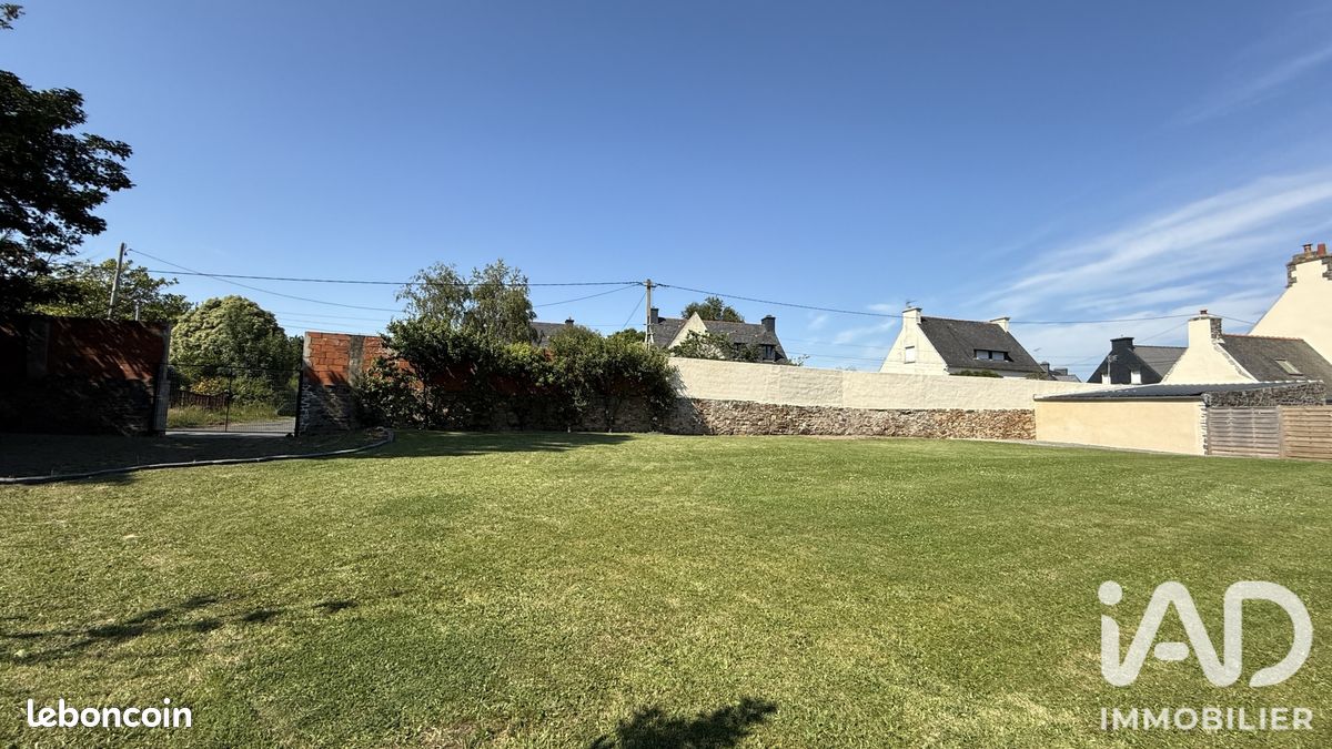 Terrain 900 m² · à Lannion · 900 m² · 145 000 €