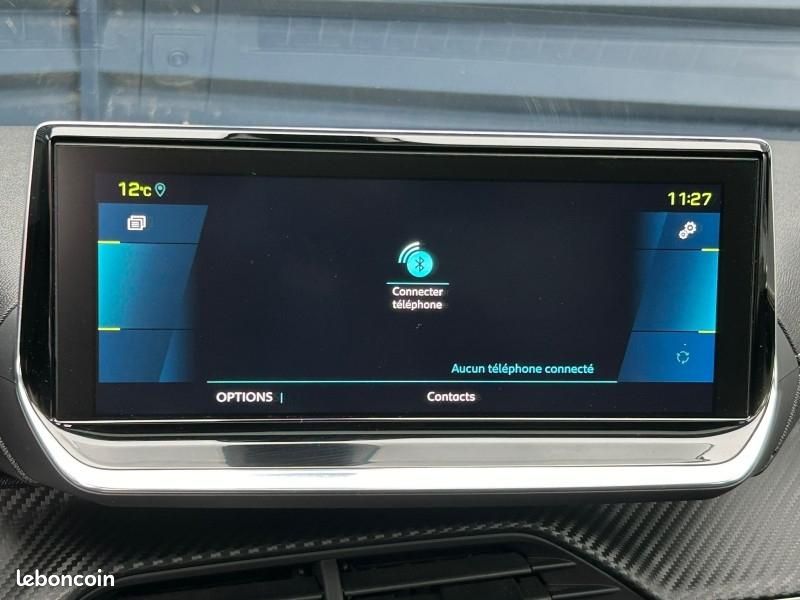 Peugeot 208 e-208 136ch GT (image 24)