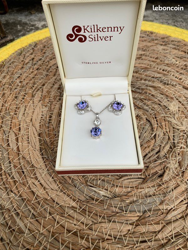 Kilkenny Silver, Irlande. Ensemble collier et boucles d'oreilles en argent. Neuf (image 6)