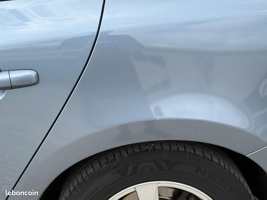 VOLVO V60 D4 190 ch StopStart Geartronic 8 Momentum (image 24)